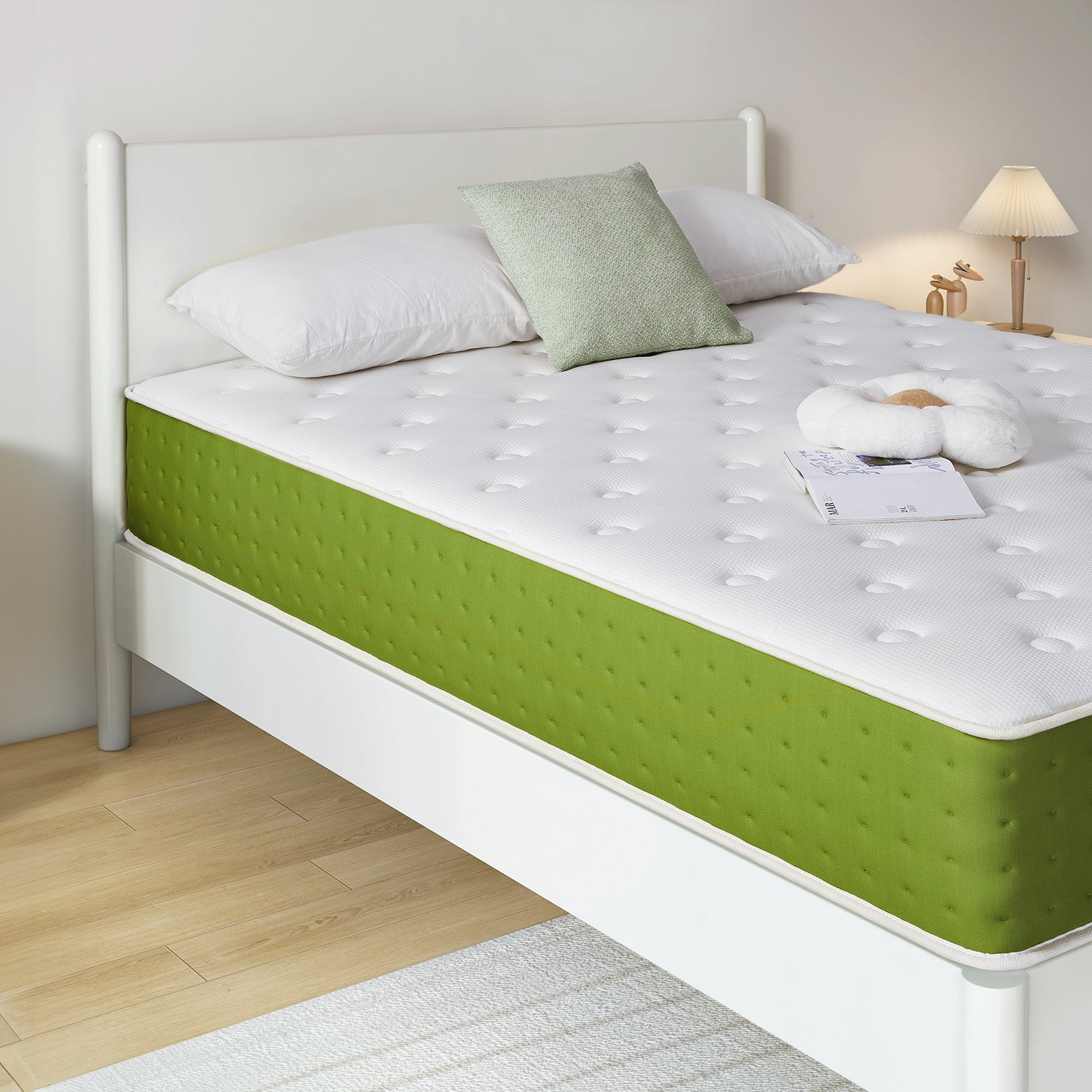 Crafted with eco-friendly skin-friendly materials, this Resspry green and white mattress is safe and odor-free for healthy sleep. Featuring ideal medium-firm support, it fits most sleeping positions to ease body fatigue and deliver supreme comfort. Breathable fabric ensures all-season cozy rest. Vacuum compressed for easy delivery, it boasts great cost performance, perfect choice for couples and modern home bedrooms.